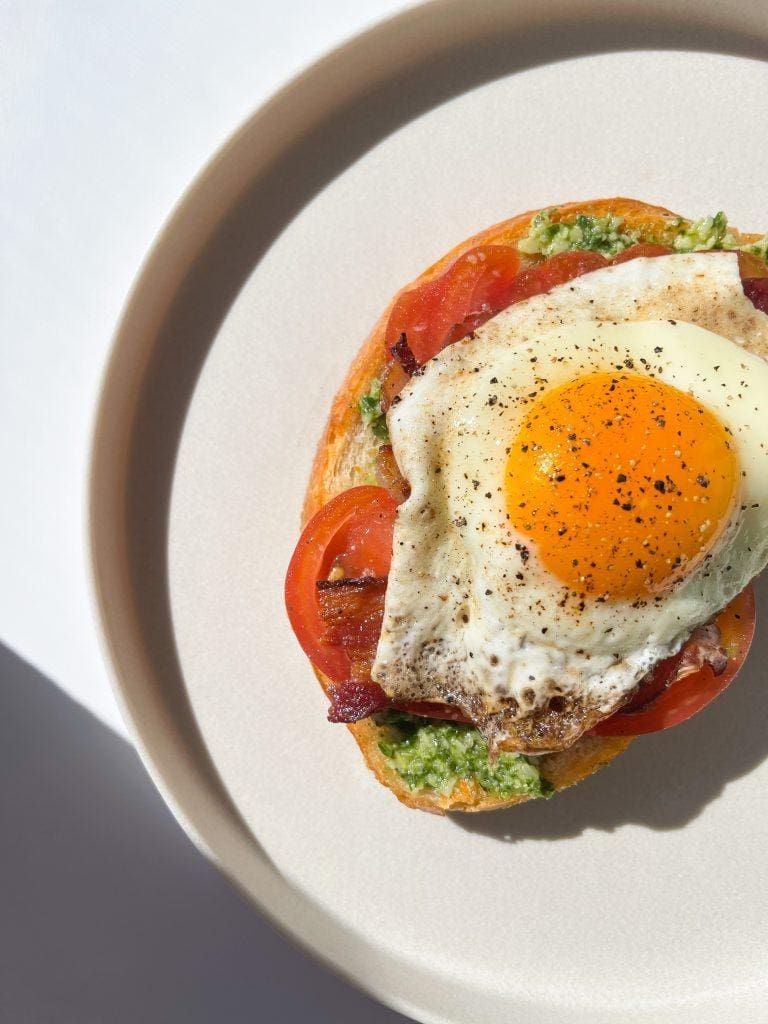 Pesto, Bacon and Tomato Toast