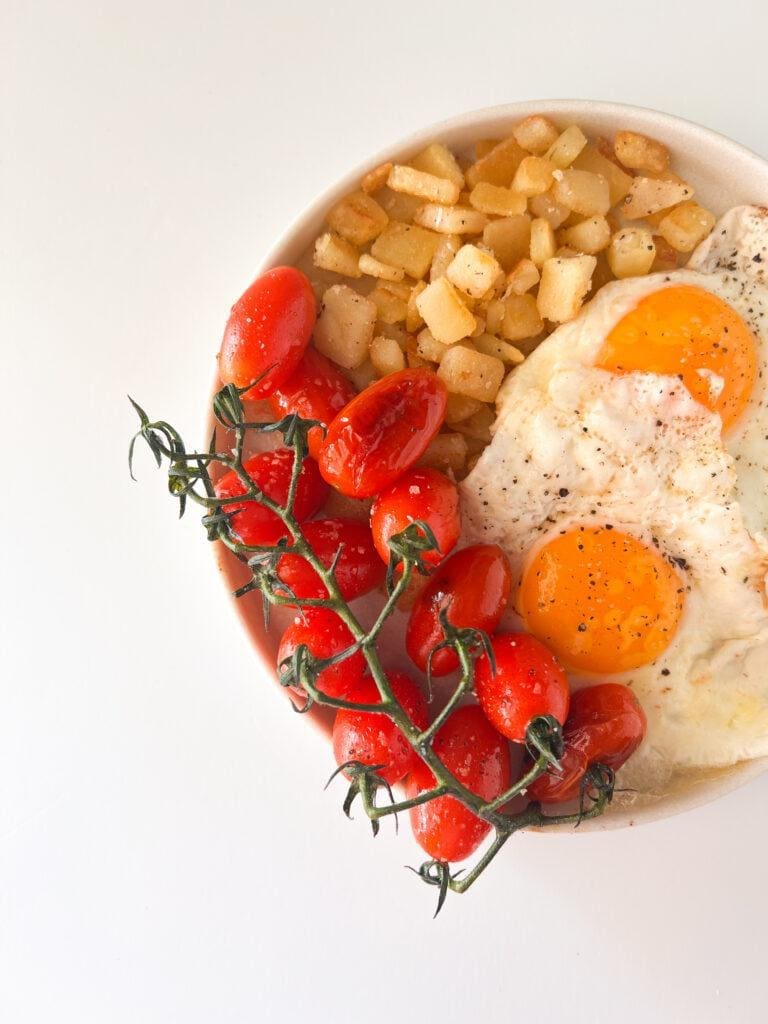 Basic B Eggs and Tomatoes Breakfast