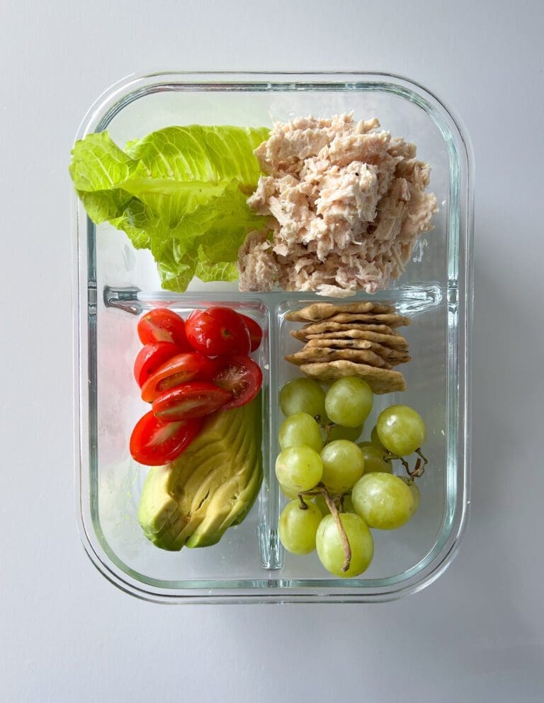 Tuna and Crackers Lunch/Snack Box