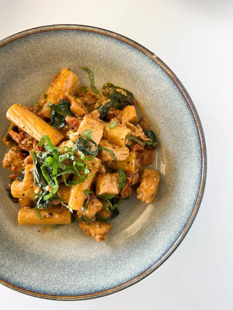 Creamy Tuscan Chicken and Spinach Pasta