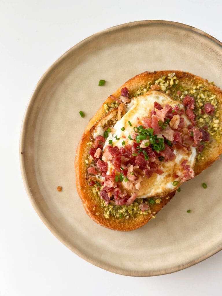 Pesto Egg and Bacon Toast