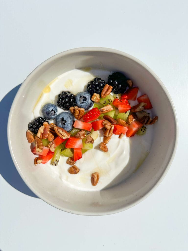 Berry Kiwi Yogurt Bowl